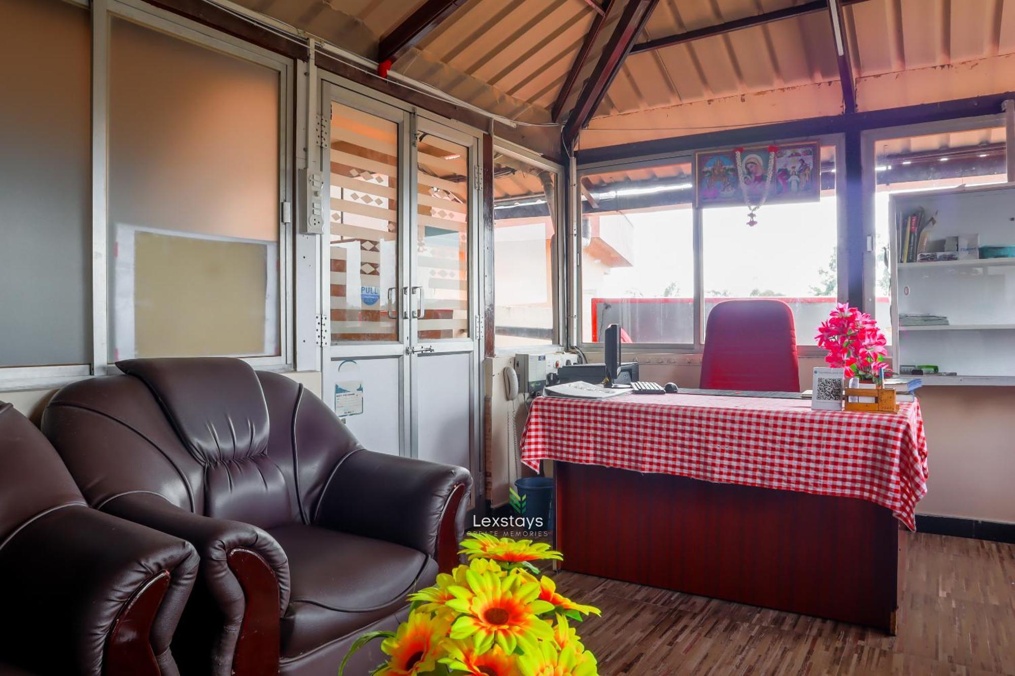 Vijaya Deepa Guest House By Lexstays Coonoor Dış mekan fotoğraf